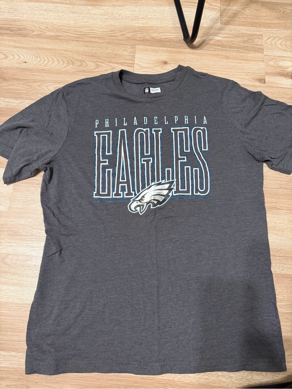 Team Apparel Charcoal Philadelphia Eagles Graphic Tee